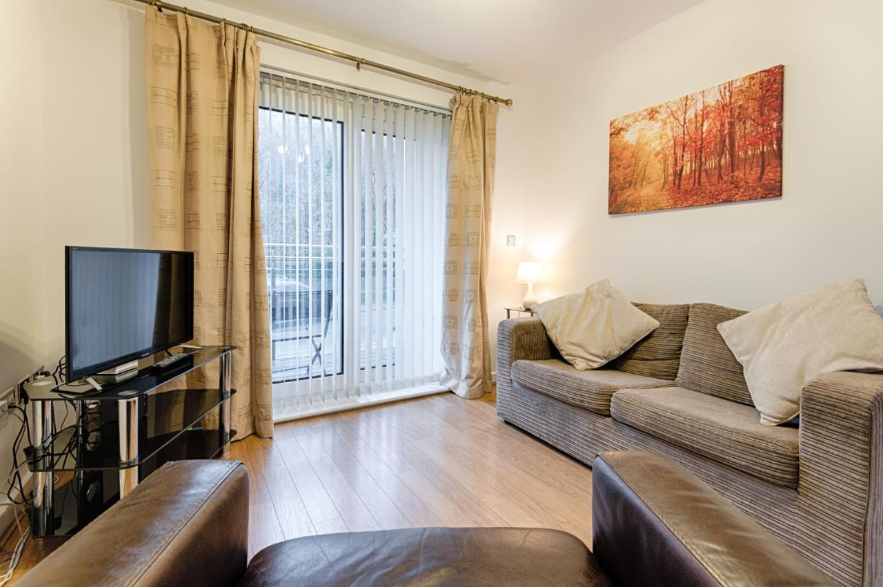 Parking, Balcony, Fully Equipped Kitchen Apartamento Swansea Exterior foto